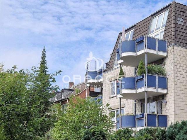 Freiwerdende DG Galeriewohnung mit 3 Zimmern und Balkon im Duisburger Süden