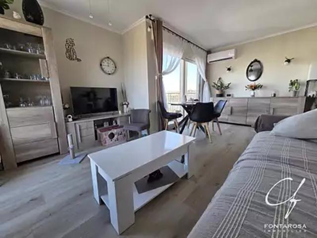 Fréjus 83600 Achat / Vente appartement 3 pièces t3 au dernier étage