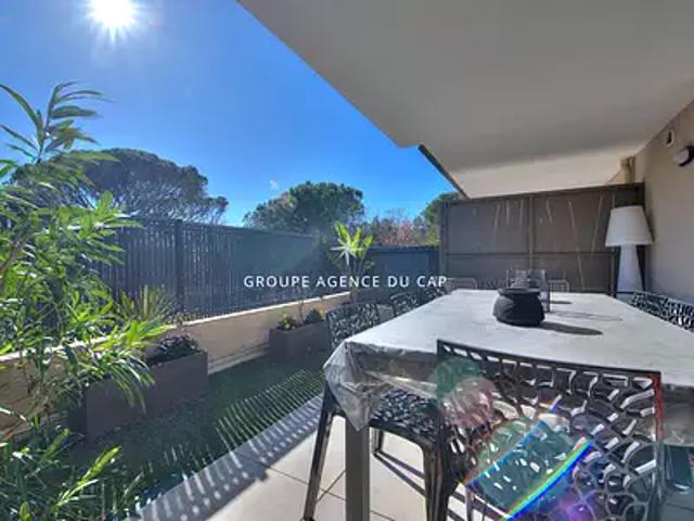Fréjus 83600 Achat / Vente appartement 3 pièces t3 au dernier étage terrasse