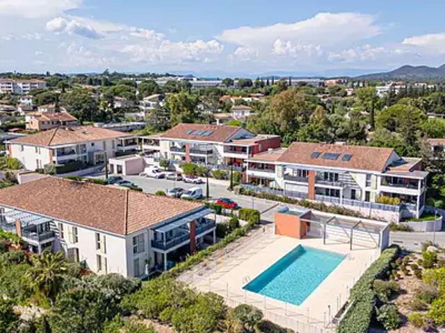 Fréjus 83600 Achat / Vente appartement 3 pièces t3 piscine terrasse