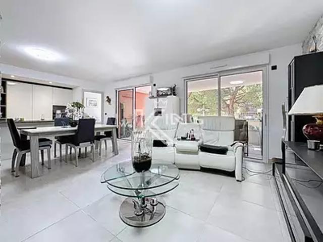Fréjus 83600 Achat / Vente appartement 3 pièces t3 terrasse
