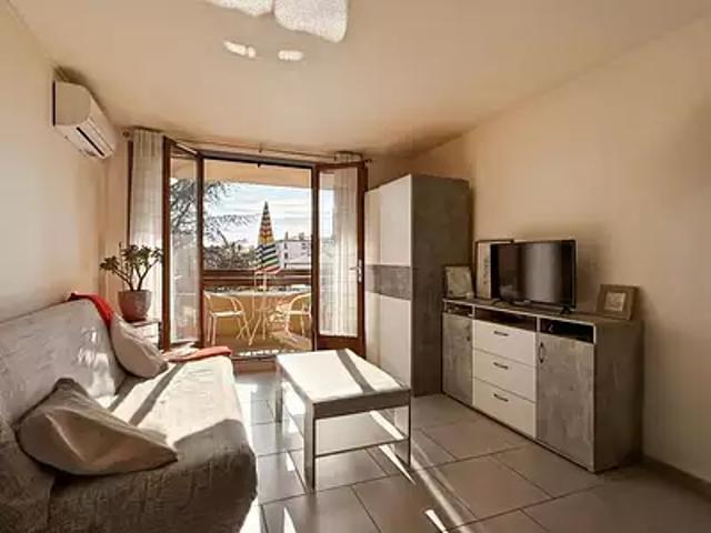 Fréjus 83600 Achat / Vente appartement 1 pièce t1 cave balcon
