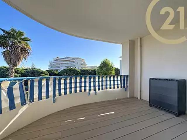 Fréjus 83600 Achat / Vente appartement 2 pièces t2