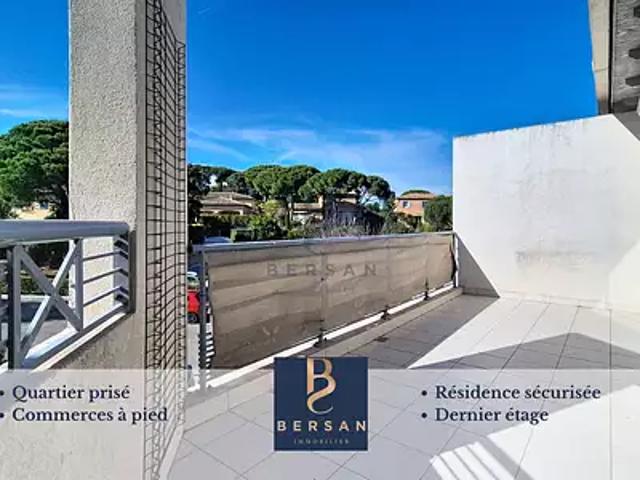 Fréjus 83600 Achat / Vente appartement 2 pièces t2 au dernier étage