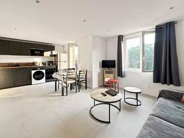 Fréjus 83600 Achat / Vente appartement 2 pièces t2 balcon