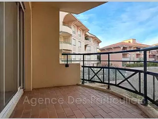 Fréjus 83600 Achat / Vente appartement 2 pièces t2 terrasse