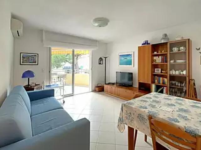 Fréjus 83600 Achat / Vente appartement 2 pièces t2 terrasse