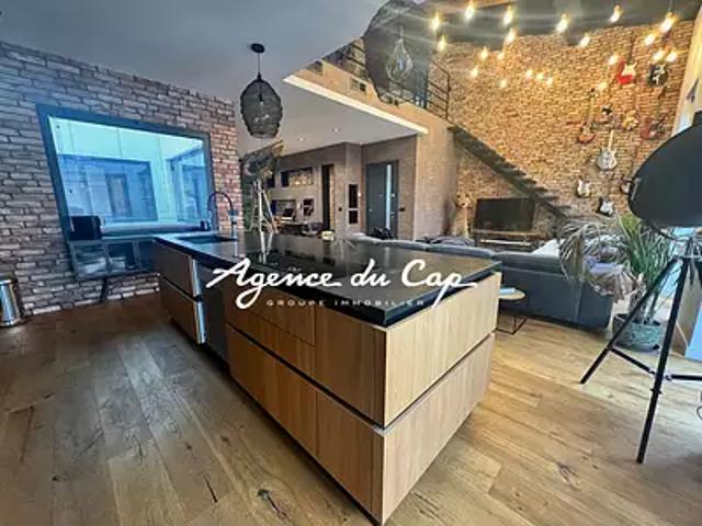 Fréjus 83600 Achat / Vente appartement 4 pièces t4 au dernier étage