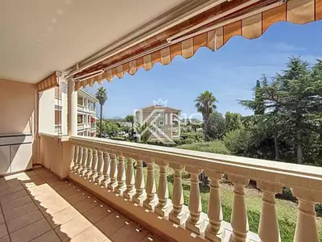 Fréjus 83600 Achat / Vente appartement 4 pièces t4 terrasse cave