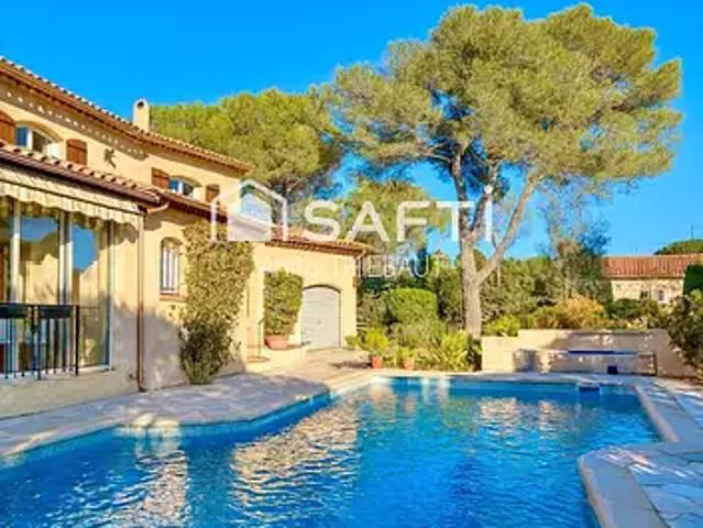 Fréjus 83600 Achat / Vente maison 5 pièces t5 piscine