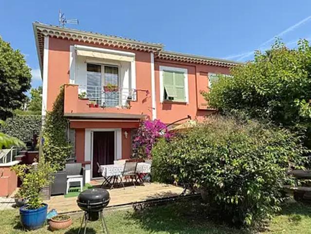 Fréjus 83600 Achat / Vente maison 5 pièces t5 terrasse balcon