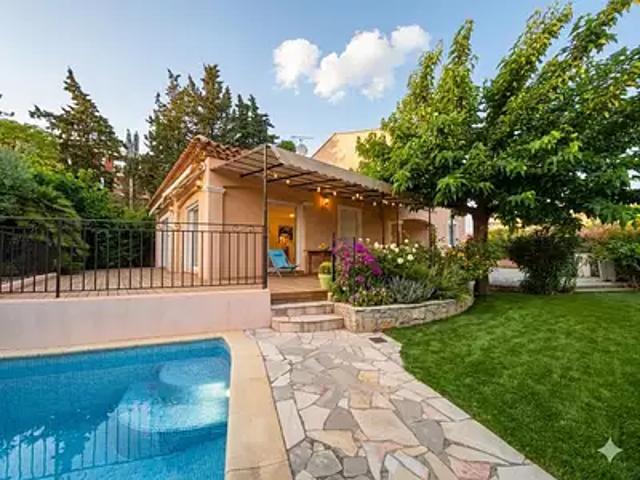 Fréjus 83600 Achat / Vente maison 6 pièces t6 piscine jardin