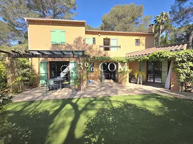 Fréjus 83600 Achat / Vente maison 6 pièces t6