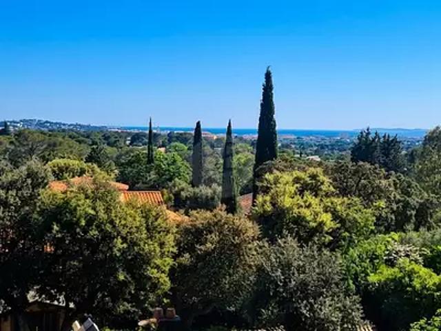 Fréjus 83600 Achat / Vente maison 7 pièces t7