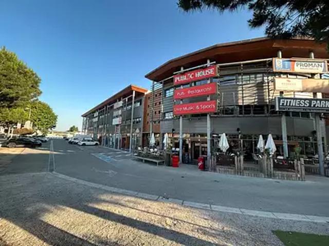 Fréjus 83600 Location divers