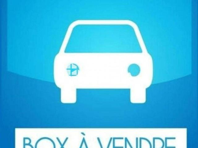 FREJUS CENTRE Résidence le Florus BOX 15 m2