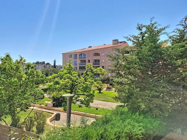 Fréjus, Appartement de T3, Box, Cave, piscine, tennis