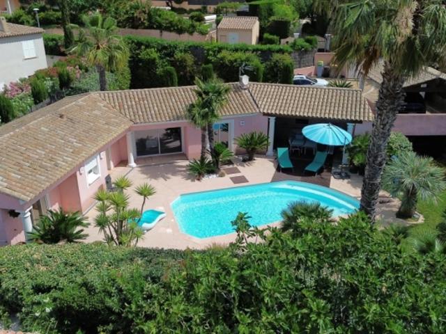FRÉJUS – Secteur Caïs / Le Colombier – Villa avec piscine, 4.