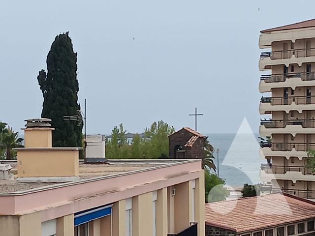 Fréjus Plage T3 avec Ascenseur, Aperçu Mer et Toutes Commodités à Pied
