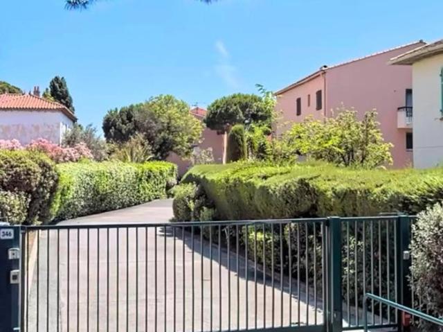 FREJUS PLAGE SECTEUR BASE NATURE 2 PIECES