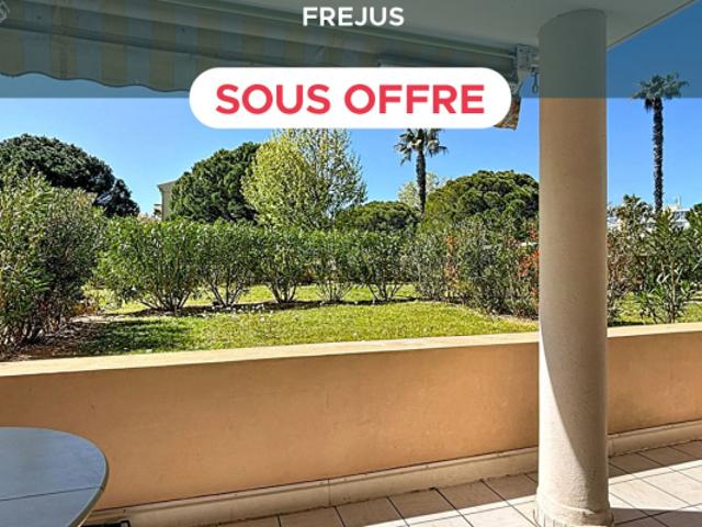 Fréjus Plage Résidence avec Piscine Appartement 2 pièces avec jardin