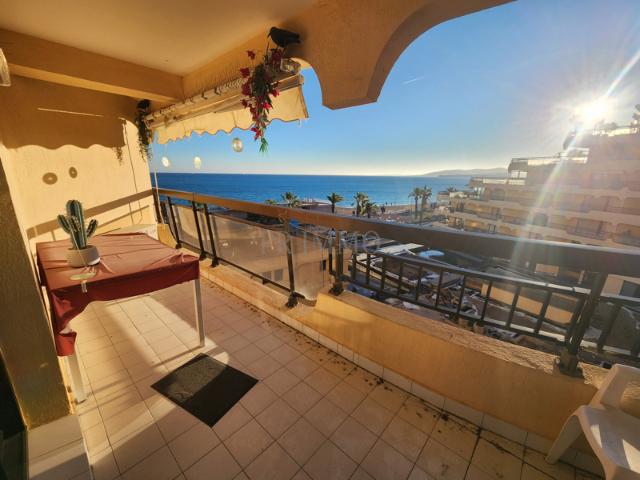 FREJUS PLAGE T2 39m2 VUE MER