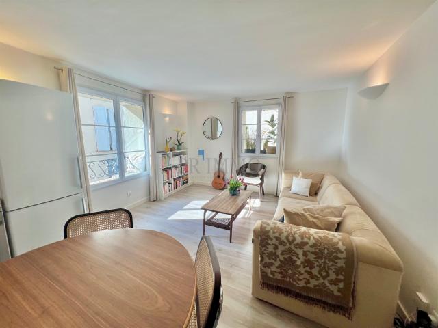 Frejus T3 à vendre Centre Historique, très bon état, premier. 54m² Fréjus