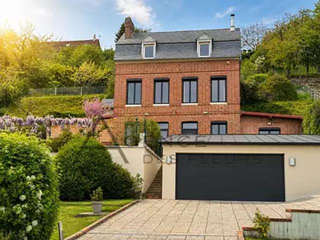 Freneuse 76410 Achat / Vente maison 8 pièces t8 terrasse parking