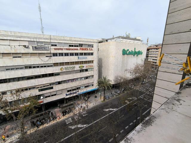 FRENTE AL CORTE INGLÉS, CORDOBA CAPITAL