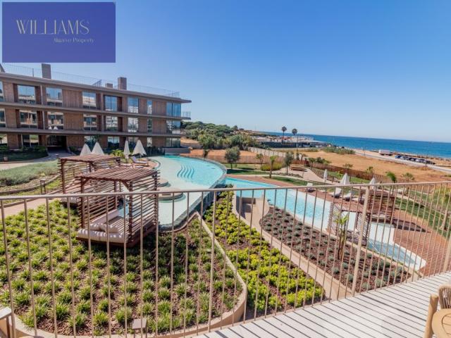 FRENTE MAR APARTAMENTO DE LUXO T2 PISCINA