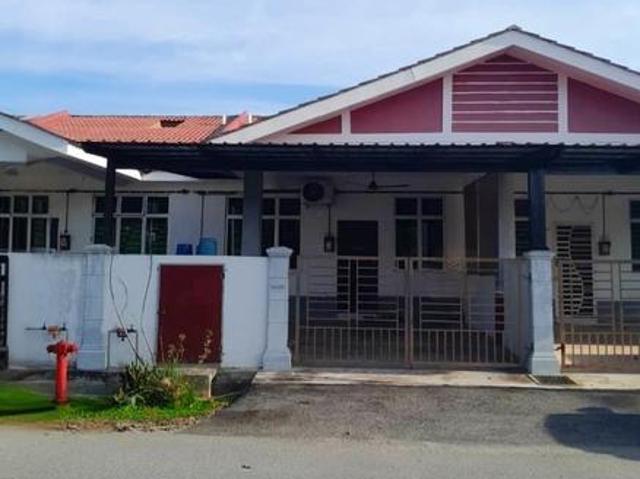 FRERHOLDTERES SETINGKAT TAMAN HAJAH YON CHENDERAH JASIN Melaka