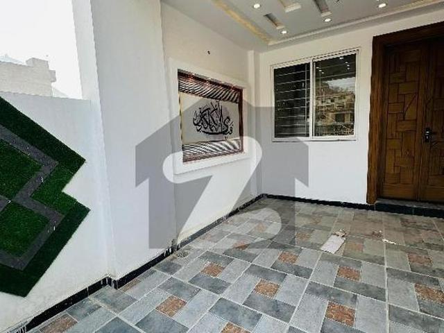Fresh Double Storey 5 Marla In Heart Of Faisal Hills Executive Block Available On Reasonable Price Faisal Hills