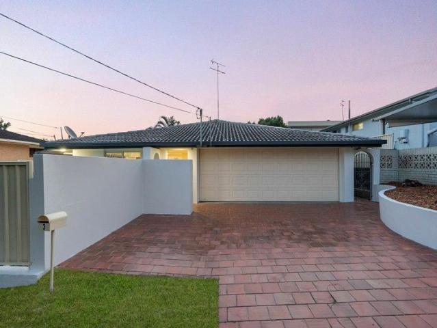 Fresh faced Family Home in a Fantastic Macgregor Location