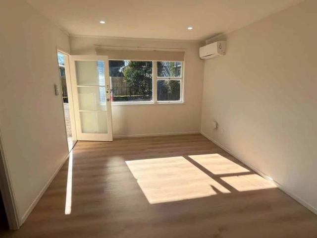 Freshly Renovated 1 Bedroom