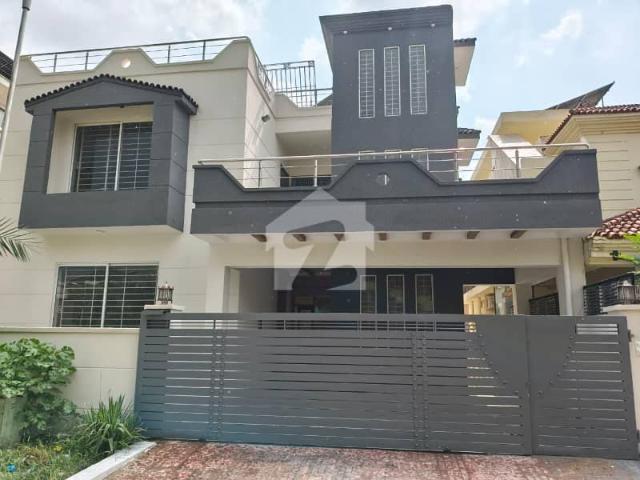 Freshly Renovated Triple Unit House 16 Marla 40x90, E 11/2, Islamabad