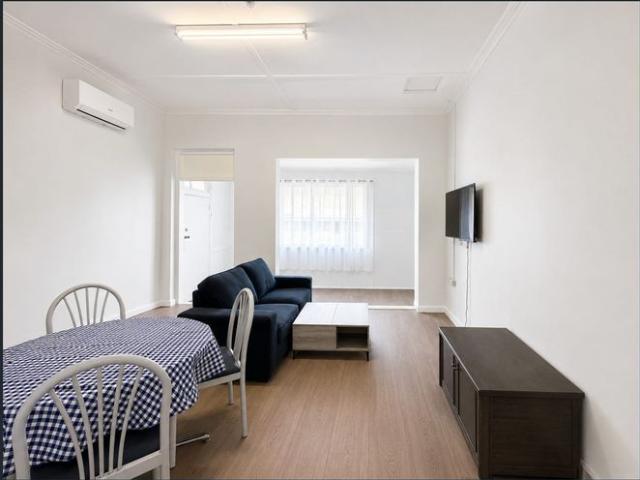 Freshly Renovated & Fully Furnished 2 Bedroom Apartment