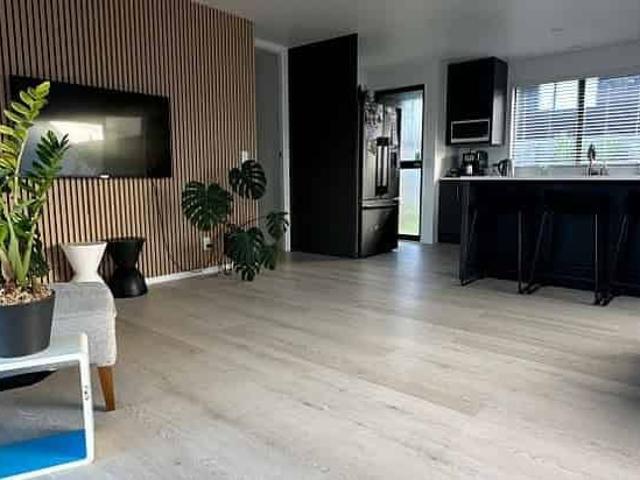 Freshly Renovated Home – Modern, Bright & Move In