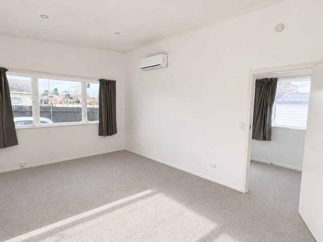 Freshly Renovated Lots of Space!