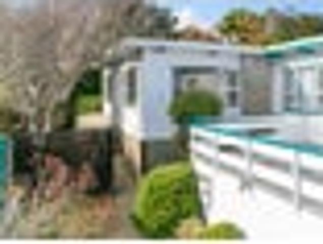 Freshly Renovated, Maungaraki Move In Ready!