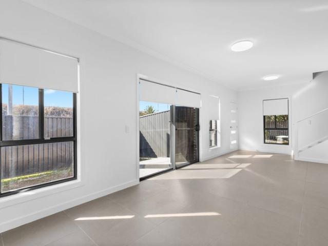 Freshly Renovated Modern Living Excellent Location