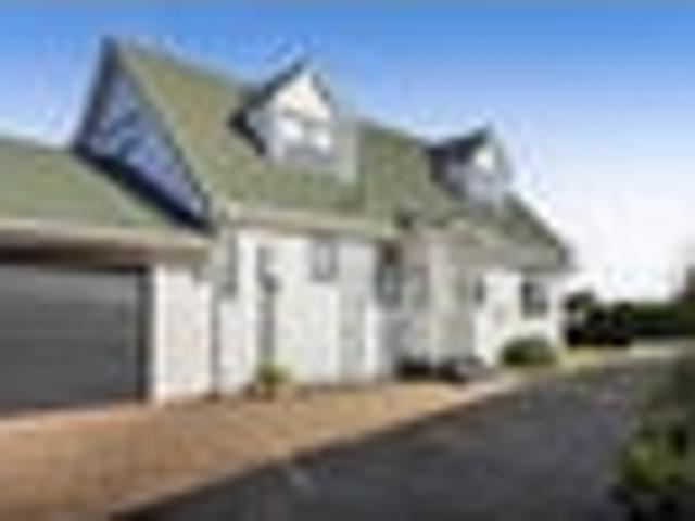 FRESHLY RENOVATED ON PONDEROSA