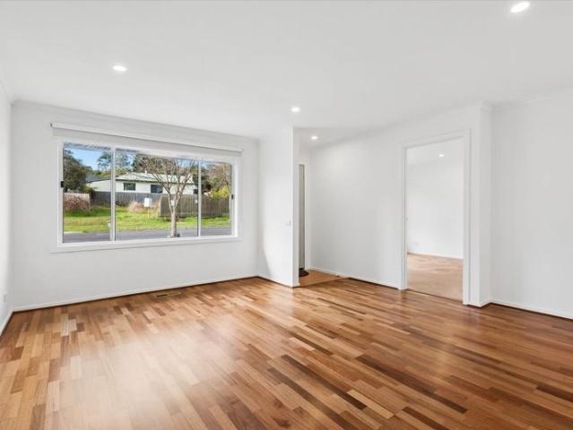 Freshly Updated Unit with Multiple Living Areas