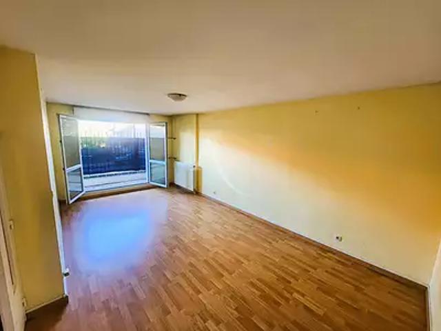 Fresnes 94260 Achat / Vente appartement 3 pièces t3 au dernier étage terrasse