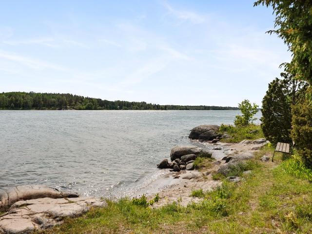 Fritidshus till salu i Hallstavik Bergboövägen 100 | Länsförsäkringar Fastighetsförmedling