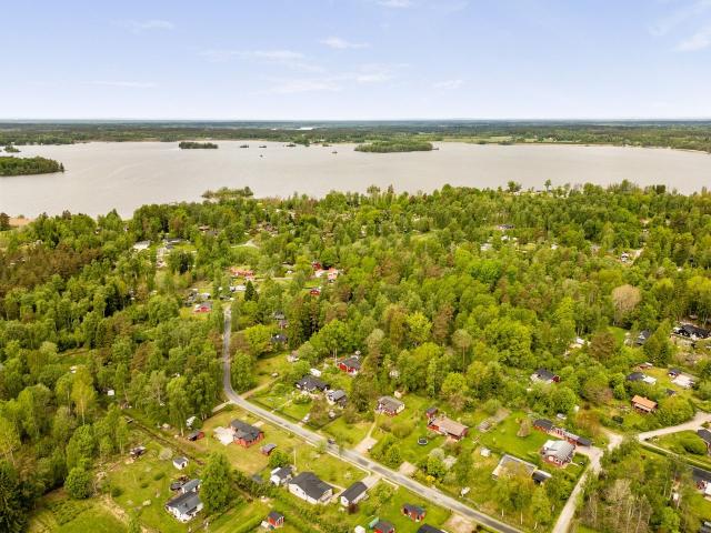 Fritidshus till salu i Köping Västlandavägen 9 | Länsförsäkringar Fastighetsförmedling