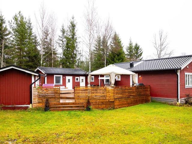 Fritidshus till salu på Lindersvik 2, Östhammar, – Booli
