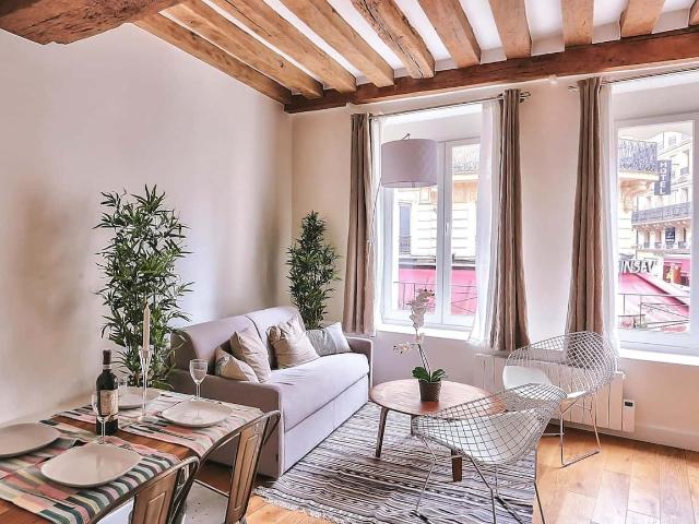 Friendly Retreat near Notre Dame