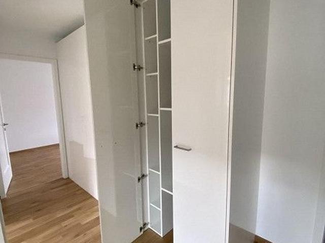 frisch sanierte 3 Zimmer Wohnung in ruhiger Liegenschaft