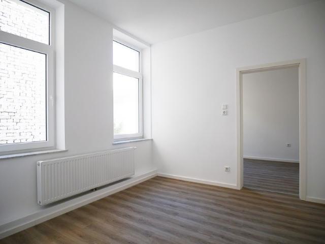 Frisch sanierte 2 Zimmerwohnung in ruhiger Lage Nähe Innenstadt