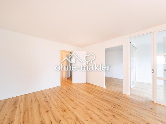 Frisch sanierte 2 Zimmer Wohnung mit gehobener Innenausstattung in Berlin Buckow